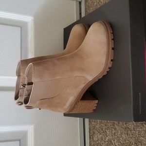 Vince Camuto Dustelie Boot